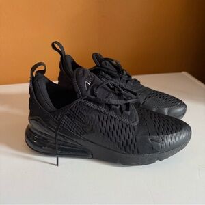 Nike Air Max 270 Triple Black Sneakers. Size 5Y Women Size 7